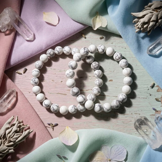 Howlite Crystal Bracelet